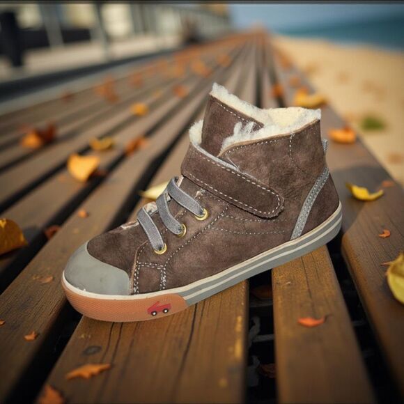 Toddler See Kai Run Devon Genuine Shearling Lined Sneaker Brown Size 12 - Picture 1 of 9